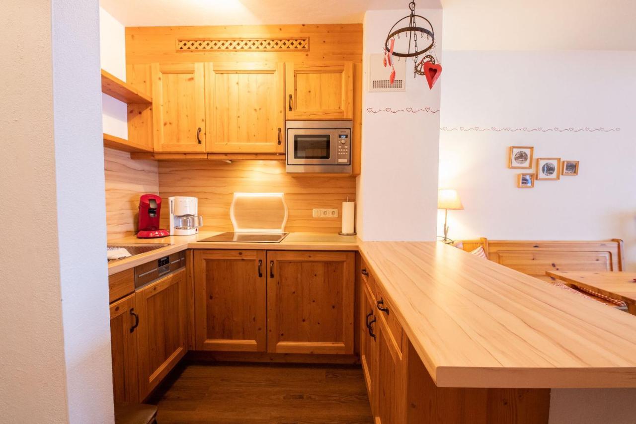 Enzian Apartment ไกรน์เนา ภายนอก รูปภาพ