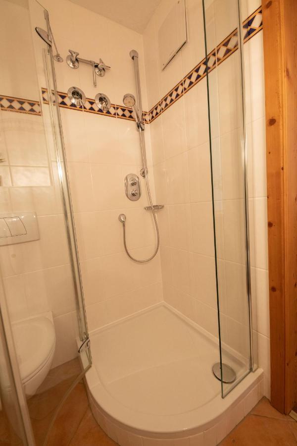 Enzian Apartment ไกรน์เนา ภายนอก รูปภาพ