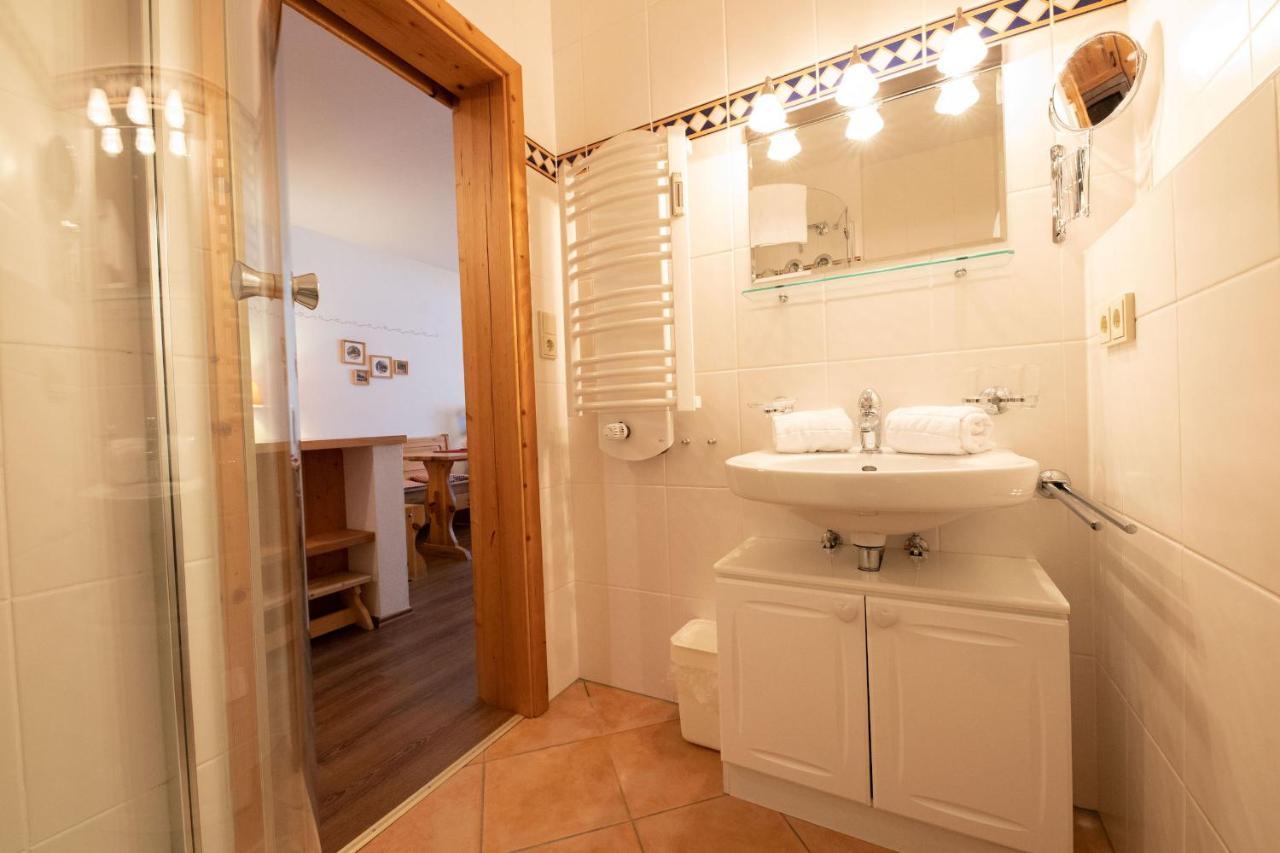 Enzian Apartment ไกรน์เนา ภายนอก รูปภาพ